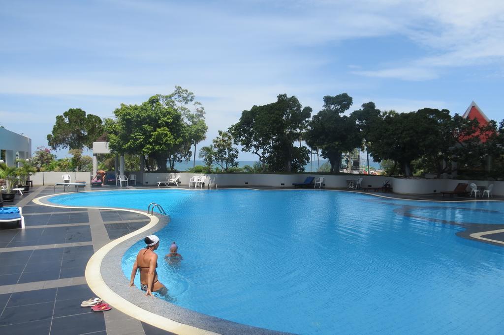 Jomtien Plaza Suite Apartments Eksteriør bilde